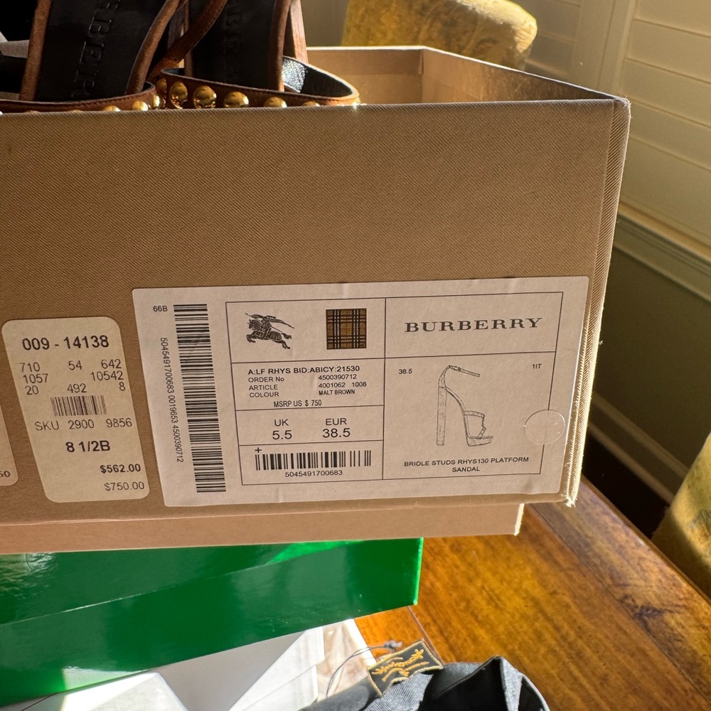 NWT Burberry Malt Brown Heels with Gold Studs - Picture 5 of 6